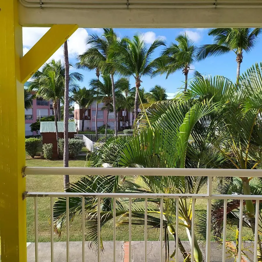 Appartement Sur La Plage, Avec Vue Panoramique Sur Le Lagon - Yacayou Saint-Francois