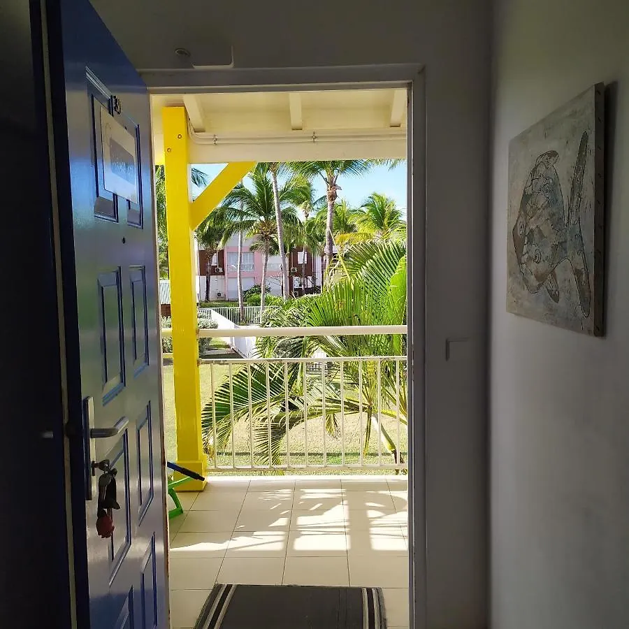 Apartment Appartement Sur La Plage, Avec Vue Panoramique Sur Le Lagon - Yacayou Saint-Francois